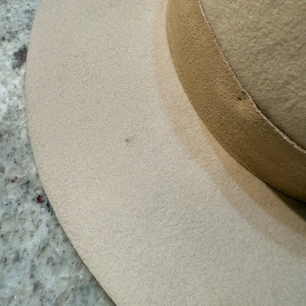 Wyeth Dylan Fedora Wool Felt Light Oatmeal Hat Size SM